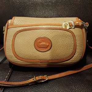 Dooney and Bourke crossbody bag